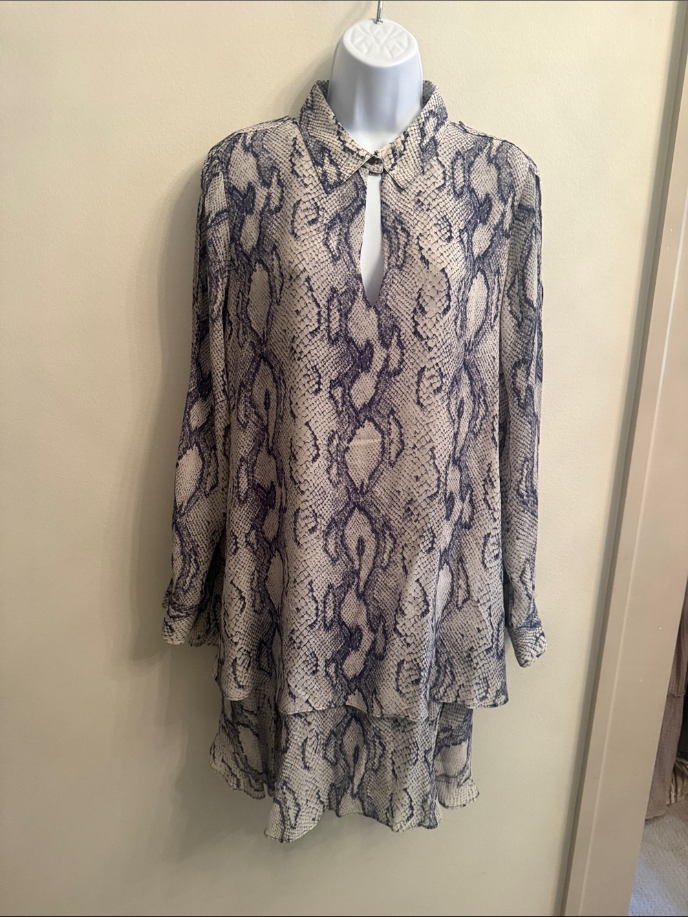 Rachel Zoe White and Navy Snake-Print Dress